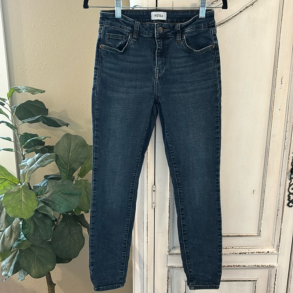 Pistola Womens Size 26 Pockets Whiskered Skinny Denim Blue Jeans